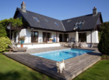 Cottage Farm exterior with pool
